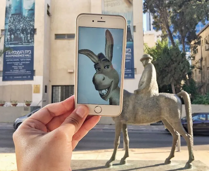 I Bring Everyday Objects To Life By Adding A Twist To Them Using My Phone