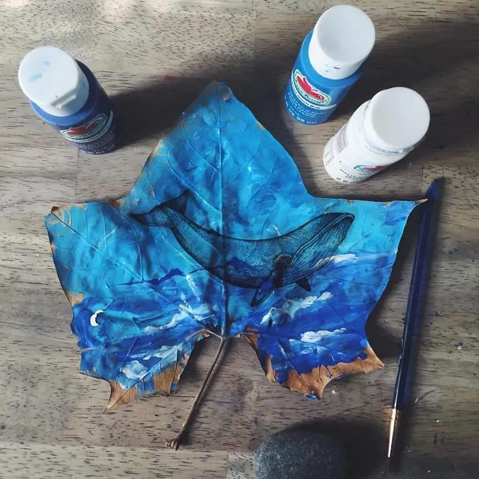 I Paint On Fallen Autumn Leaves