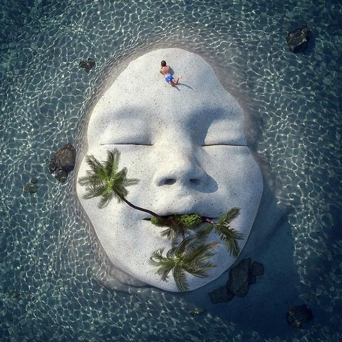 The Eternal Summer Of A Childhood