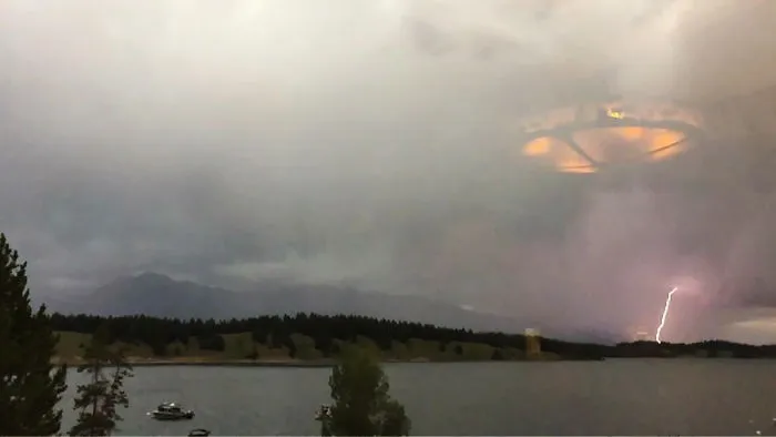 The Reflection Of The Light Inside Makes It Look Like There's A Ufo