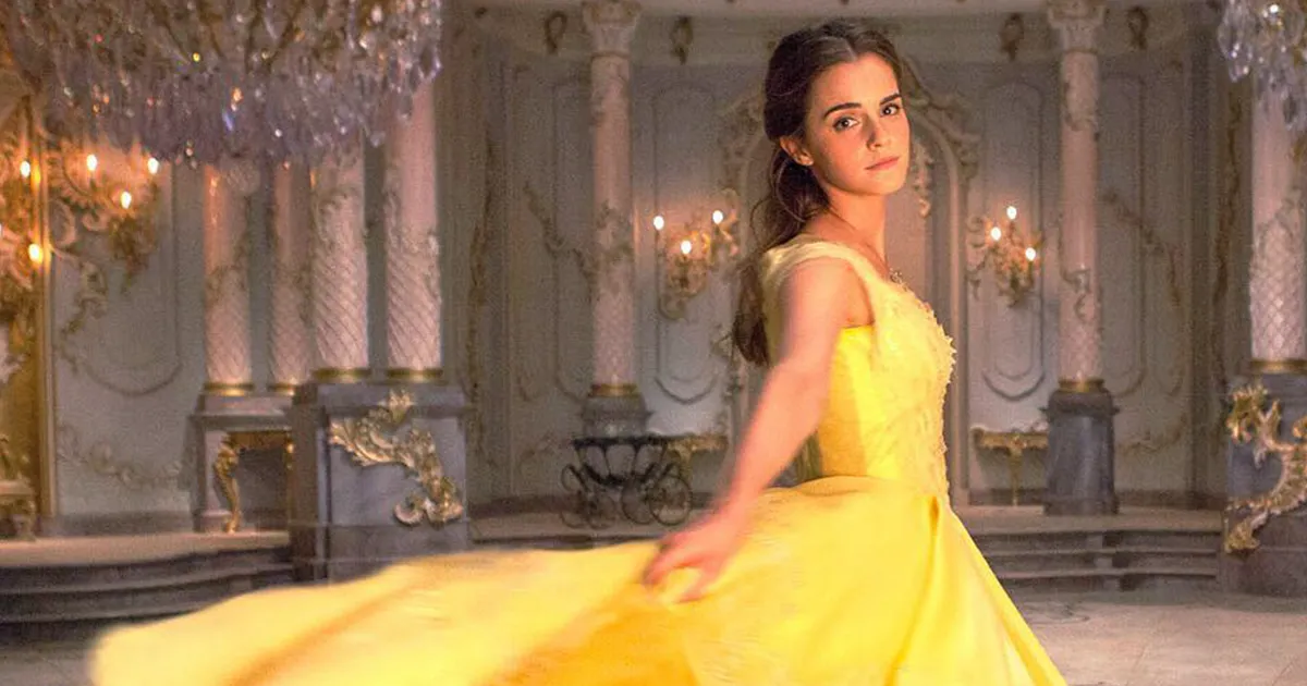 Estas 7 primeras fotos de "La bella y la bestia" muestran el aspecto que tendrá Emma Watson como Bella