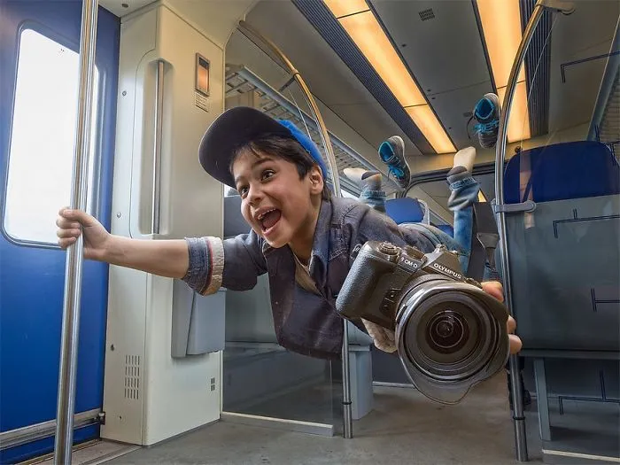 Dad Photoshops His Son Into Epic Scenarios Using His Expert-Manipulation Skills