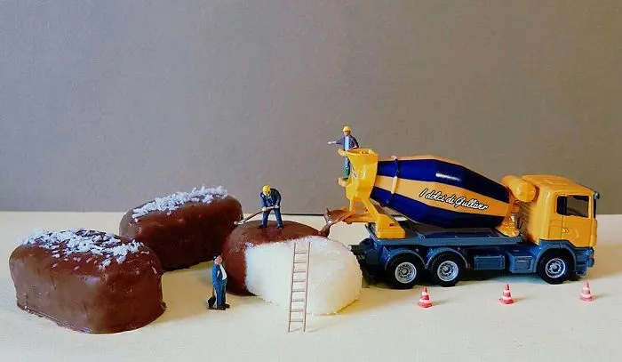 Italian Pastry Chef Creates Miniature Worlds With Desserts
