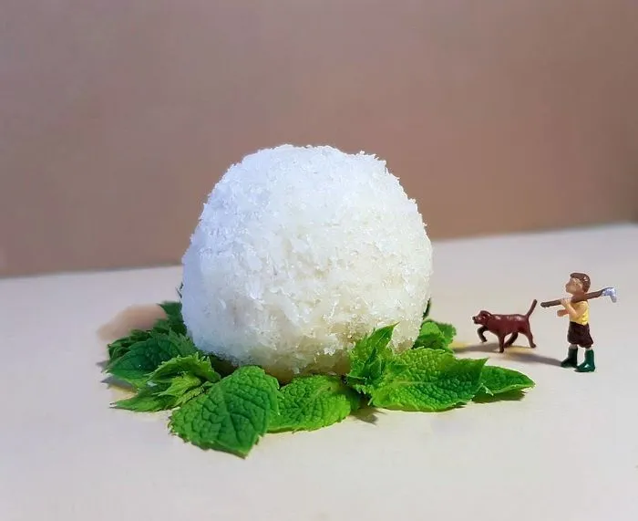 Italian Pastry Chef Creates Miniature Worlds With Desserts