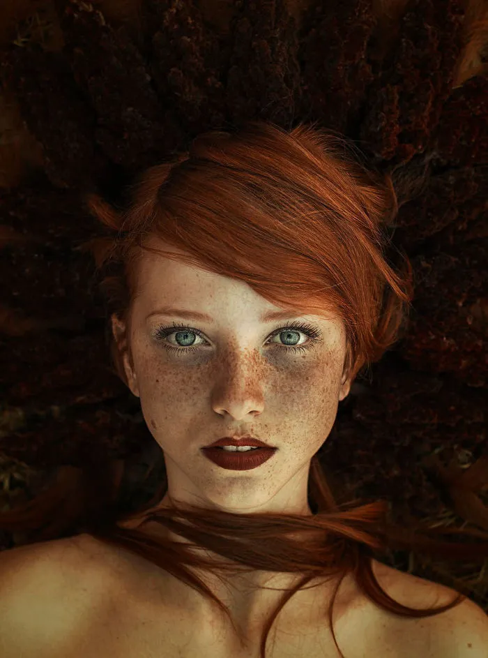 98 Freckled People Who'll Hypnotize You With Their Unique Beauty