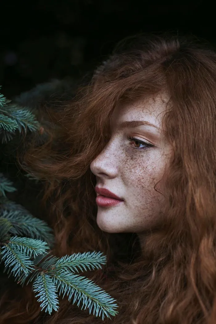 98 Freckled People Who'll Hypnotize You With Their Unique Beauty