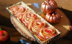 Pie Is Always Awesome, But Pretty Rose Apple Pie Is Amazing