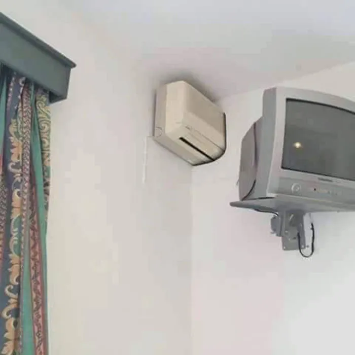 Air Conditioning Shared With Next Hotel's Room