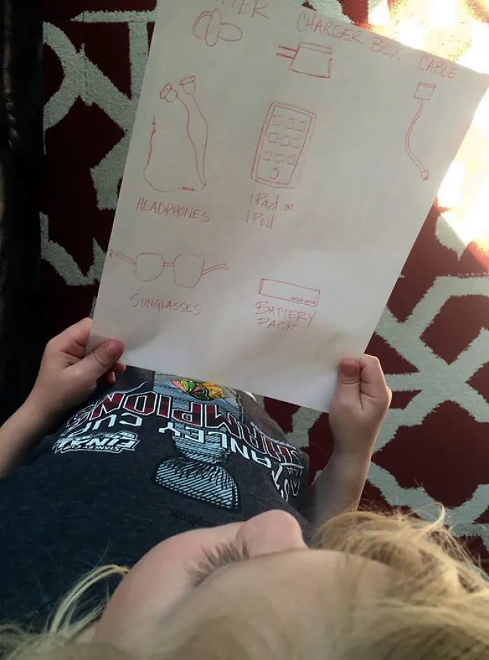Si no encuentras tus gafas o tu cargador o lo que sea, tu hijo te ayudará a encontrarlo si lo conviertes en un juego de encontrar tesoros