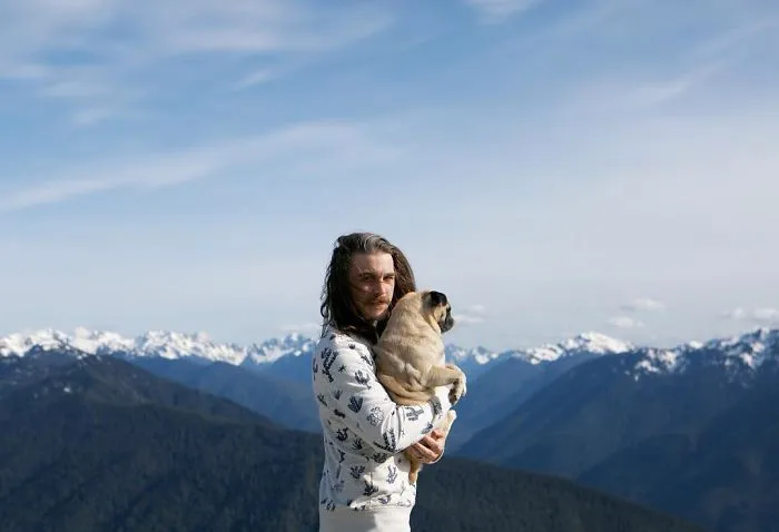 Owner Takes His Pug On Epic Adventures (147 Pics)
