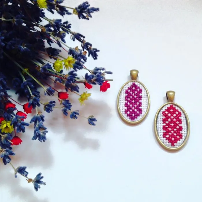 Pendant With Ethinc Pattern