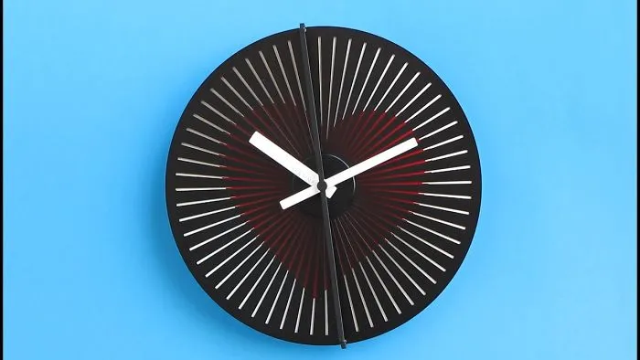 Optical Illusion Clocks