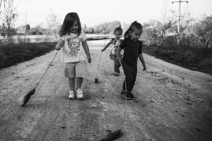I Photograph My Children To Relive The Magic Of Childhood