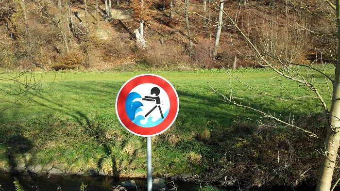 I Saw The Sign