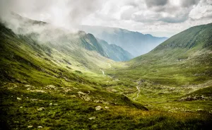 I Take Photos Showcasing The Beautiful Mountain Scenery In My Home Country