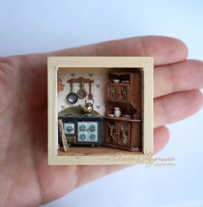 Russian Artist Creates Nostalgic Worlds Through Miniature Art