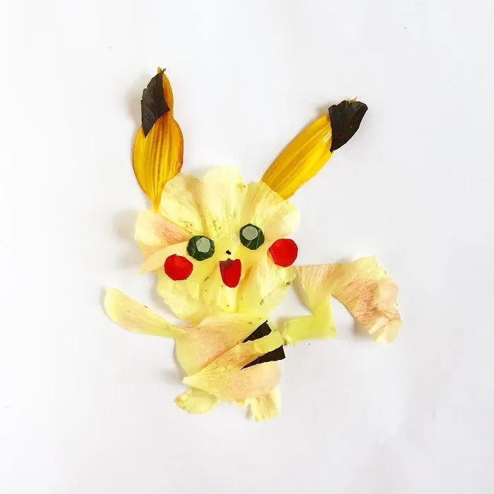 This Artist Turns Flowers Into Paintings