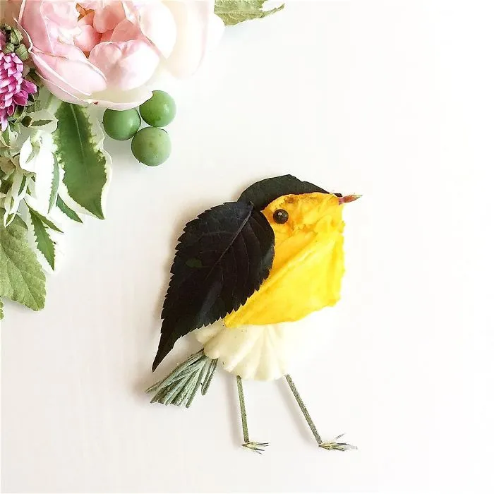 This Artist Turns Flowers Into Paintings