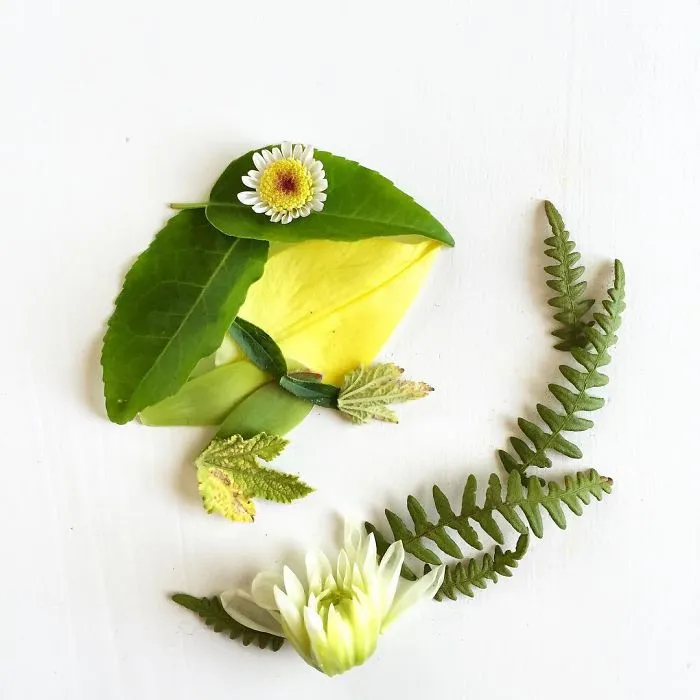 This Artist Turns Flowers Into Paintings