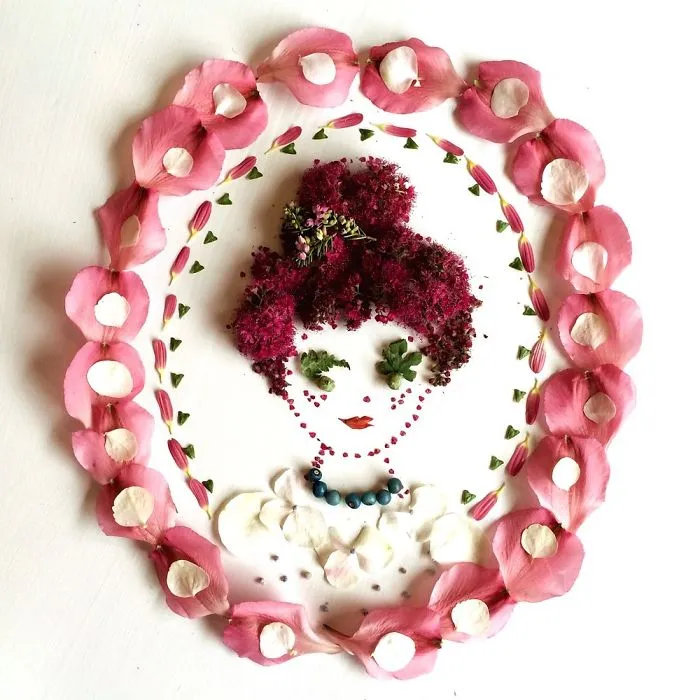 This Artist Turns Flowers Into Paintings