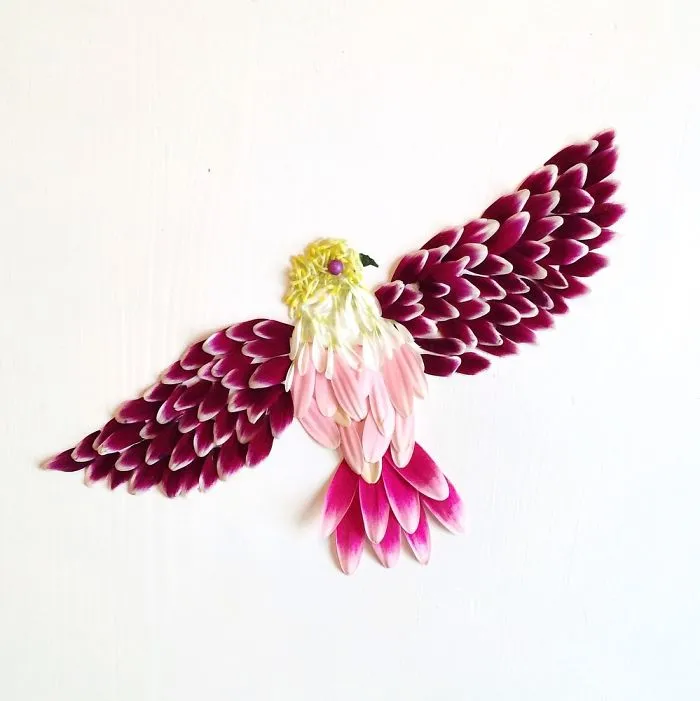 This Artist Turns Flowers Into Paintings