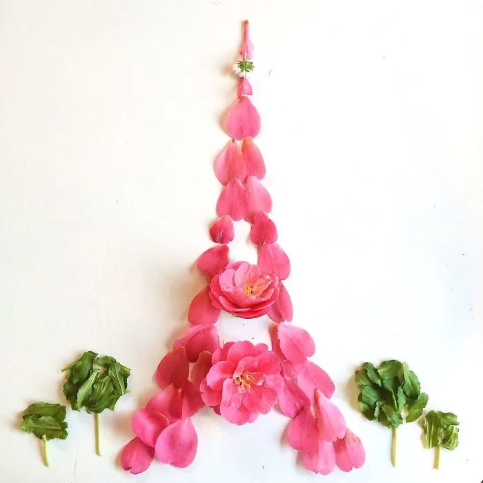 This Artist Turns Flowers Into Paintings
