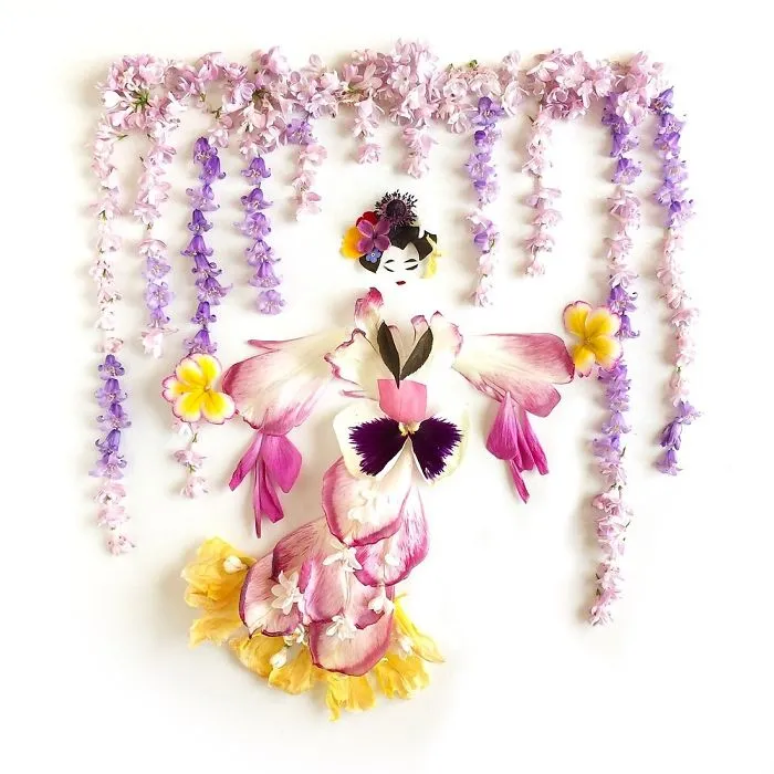 This Artist Turns Flowers Into Paintings