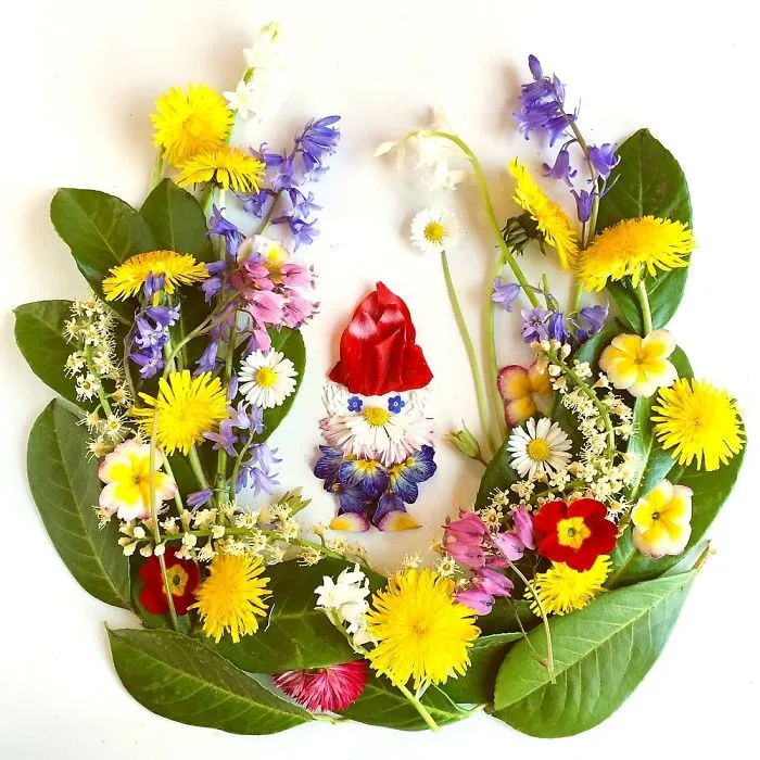 This Artist Turns Flowers Into Paintings