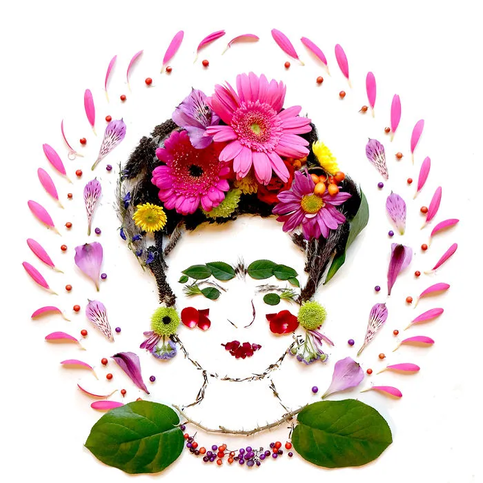 This Artist Turns Flowers Into Paintings