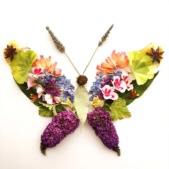 This Artist Turns Flowers Into Paintings