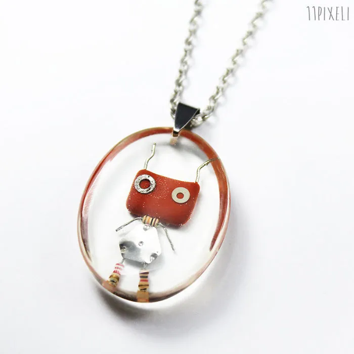 I Turned Electronic Waste Into Tiny Robots