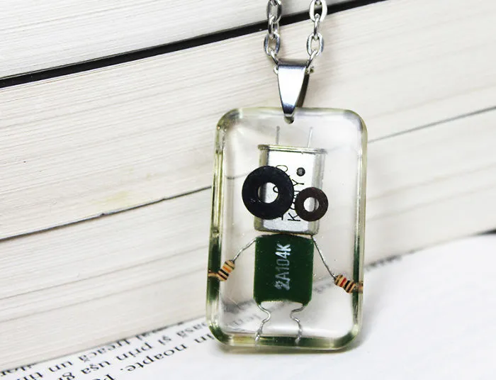 I Turned Electronic Waste Into Tiny Robots