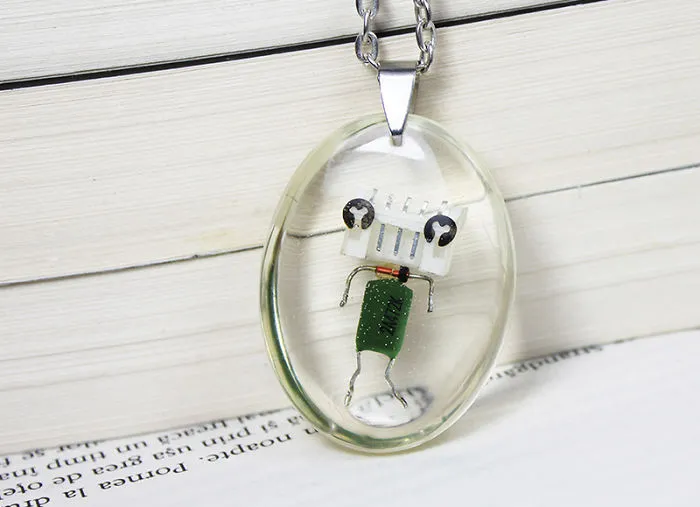 I Turned Electronic Waste Into Tiny Robots