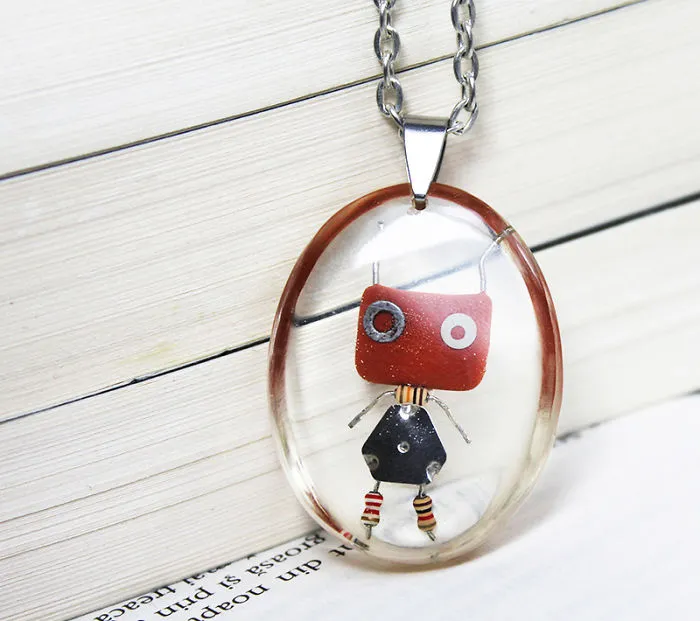 I Turned Electronic Waste Into Tiny Robots