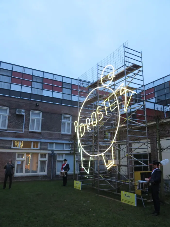 After 85 Years We've Returned One Of The World's Oldest And Biggest Neons To It's Hometown