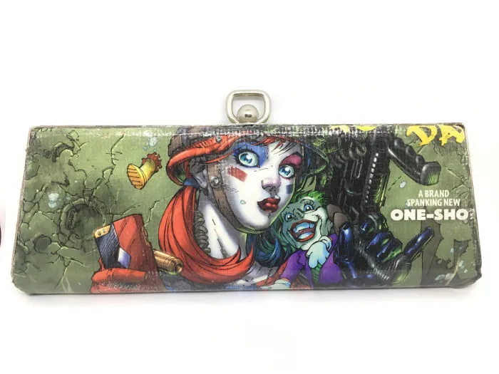 I Upcycled A Comic Book Page And A Vintage Eye Glass Case Into A Clutch