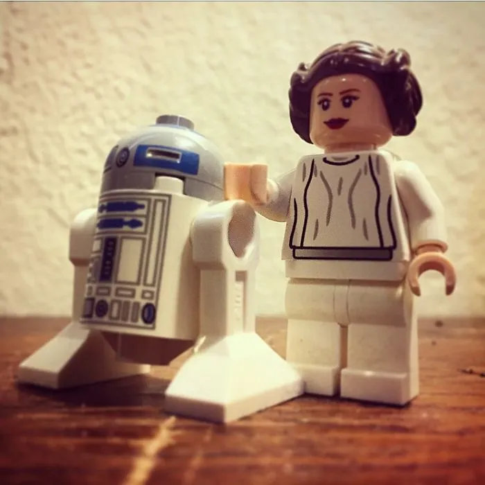 290 Touching Tributes To Late Carrie Fisher By Artists Around The World