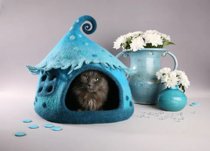 I Felt Fairytale Houses For Cats