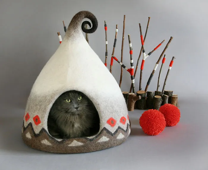 I Felt Fairytale Houses For Cats