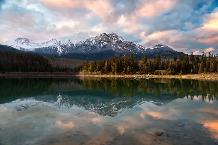 Pyramid Mountain, Canada