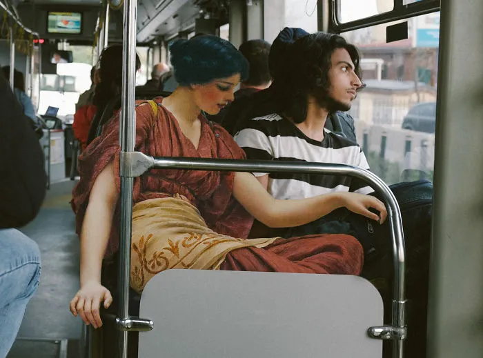 I Make Classical Paintings Travel Through The City