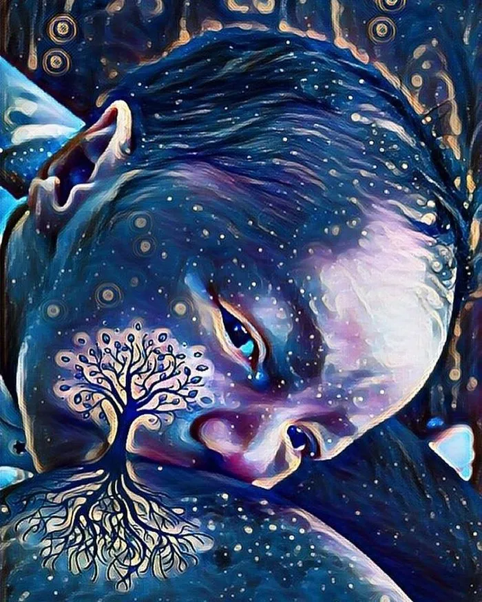 ‘Tree Of Life’ Breastfeeding Photos Are Taking Internet By Storm