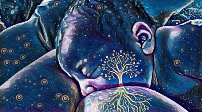 ‘Tree Of Life’ Breastfeeding Photos Are Taking Internet By Storm