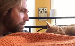 Guy Gets Revenge On Cat Who Kept Waking Him Up At 4 AM Every Morning