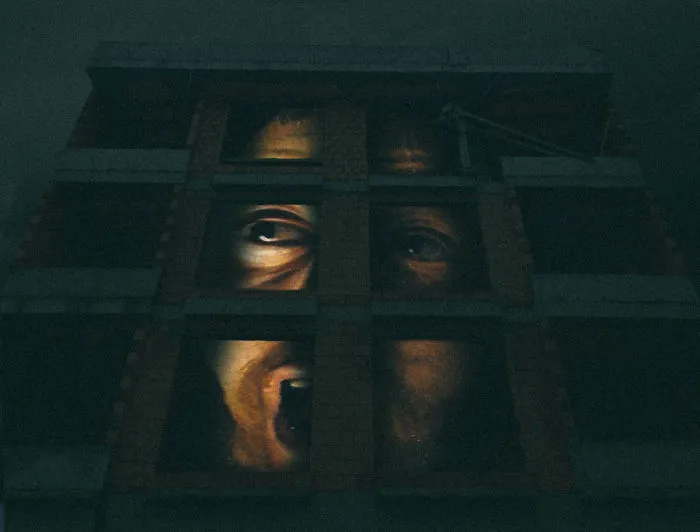 I Make Classical Paintings Travel Through The City