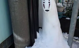 92 Hilariously Creative Snowmen That Would Make Calvin And Hobbes Proud