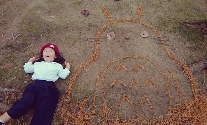 Japanese Are Going Crazy About The Fallen Leaves, Turn Them Into Art