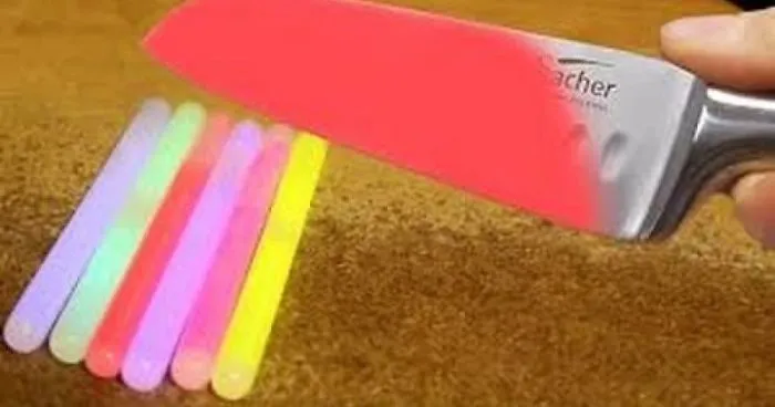 I Cut Things With A 100 Degree Knife