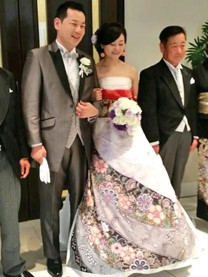 Brides In Japan Are Turning Their Traditional Kimonos Into Extraordinary Wedding Dresses