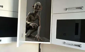 Contractor Gets In The Cabinet To Prove Its Sturdiness, Sparks Hilarious Photoshop Battle